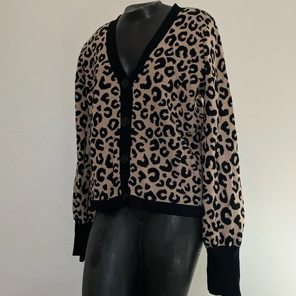 Vince Camuto Leopard Print Cardigan with Black Trim - Picture 2 of 6